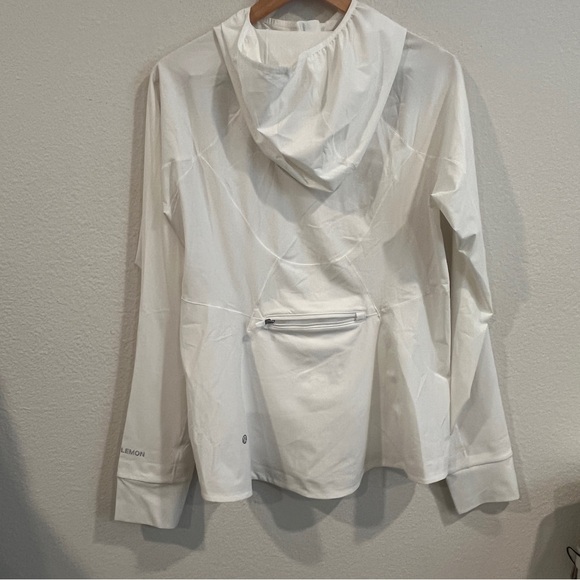 Lululemon mist over windbreaker white size 10 lightweight workout - Picture 11 of 13